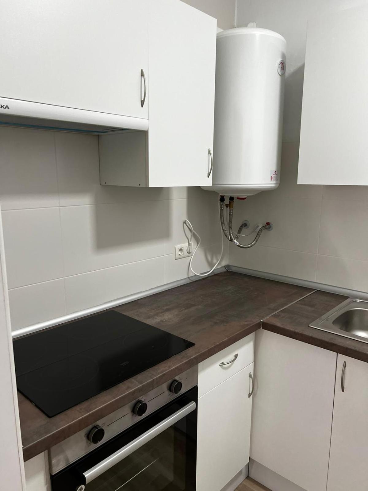 Apartament By Malagagrupos Centro Historico Parking Gratis 3 Malaga